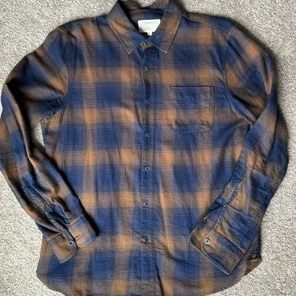 Men’s Current/Elliott Flannel Button Down - Picture 3 of 5